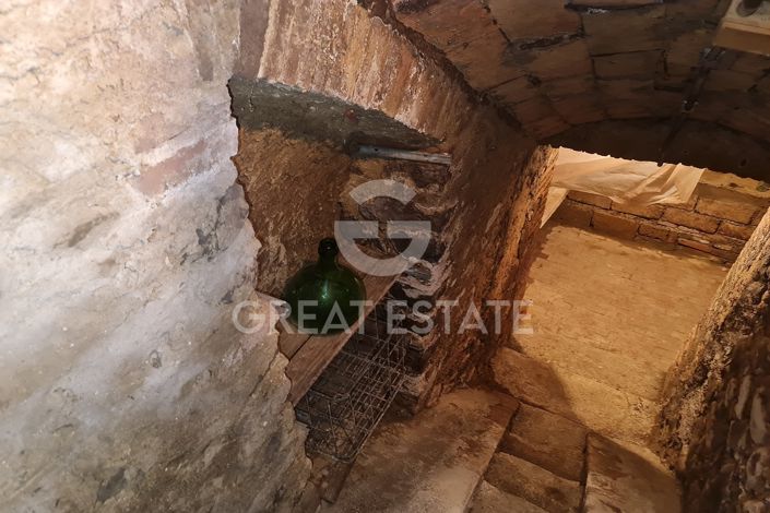 Image No.45-4 Bed Property for sale