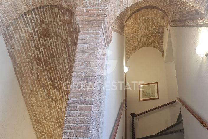 Image No.19-Propriété de 4 chambres à vendre à Ficulle