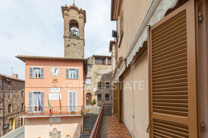 Image No.3-Propriété de 4 chambres à vendre à Ficulle