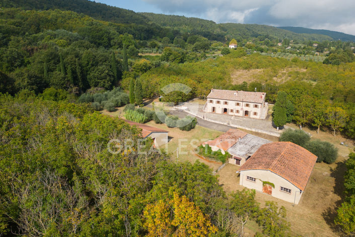 Image No.18-Maison de campagne de 10 chambres à vendre à Sarteano