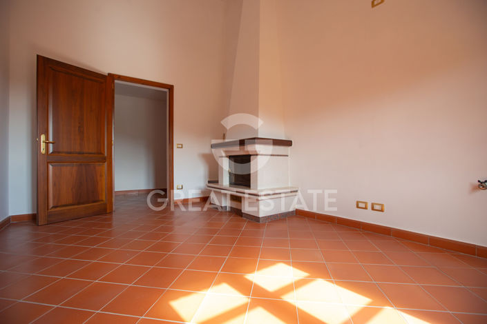 Image No.22-Maison de campagne de 10 chambres à vendre à Sarteano