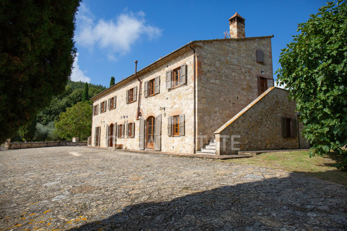 Image No.7-Maison de campagne de 10 chambres à vendre à Sarteano