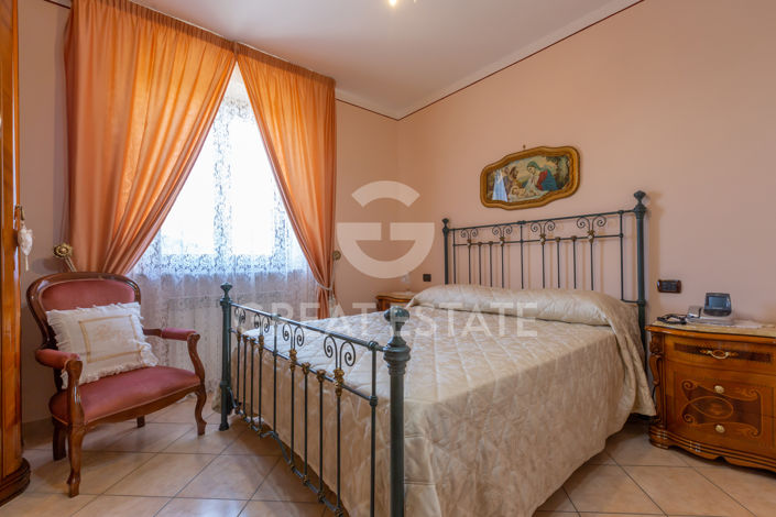 Image No.18-3 Bed Villa for sale