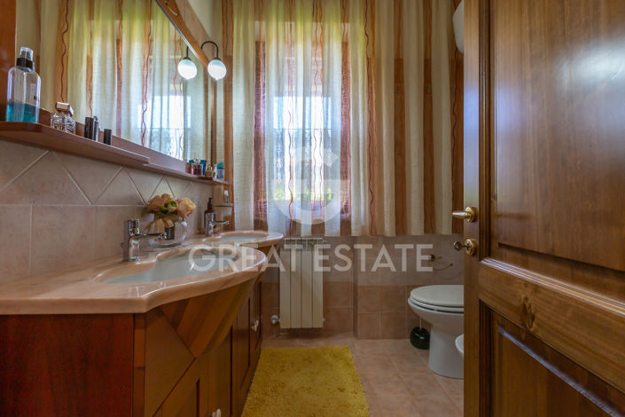 Image No.22-3 Bed Villa for sale