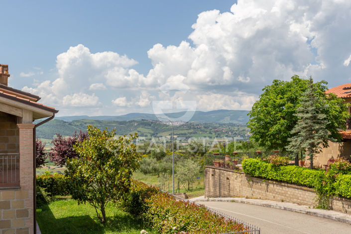 Image No.24-3 Bed Villa for sale