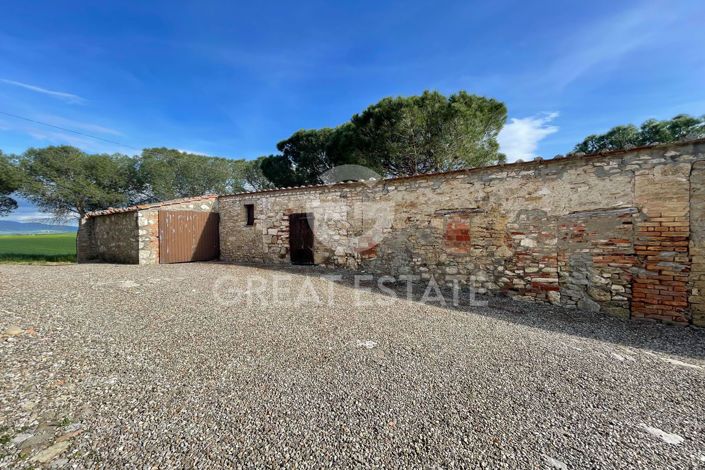 Image No.11-4 Bed Country House for sale