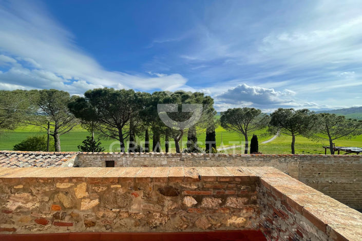 Image No.26-4 Bed Country House for sale