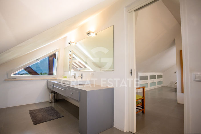 Image No.45-3 Bed Villa for sale