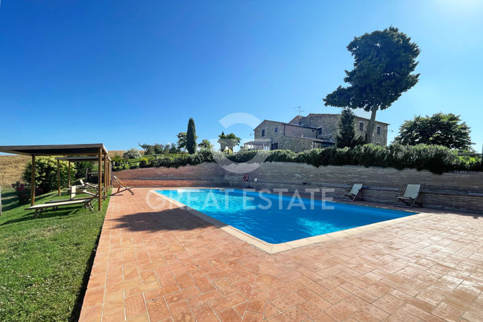 Image No.18-7 Bed Country House for sale