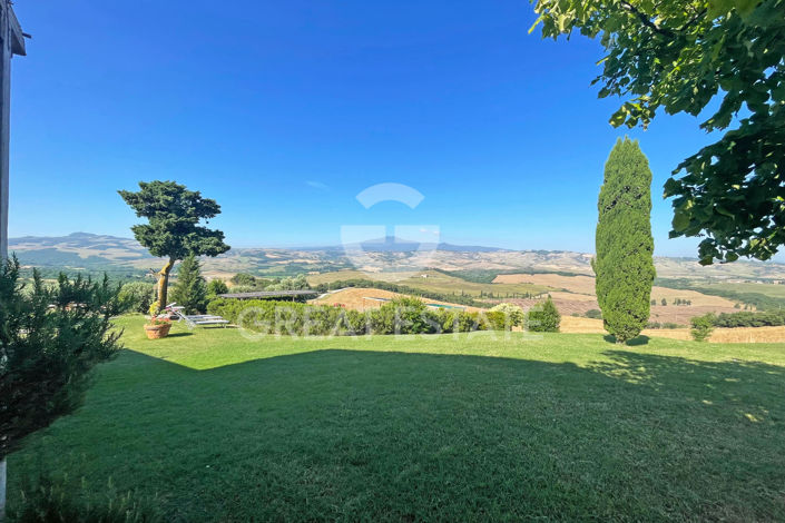 Image No.22-7 Bed Country House for sale