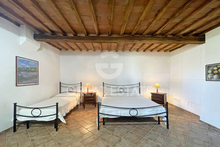 Image No.27-Maison de campagne de 7 chambres à vendre à Sarteano