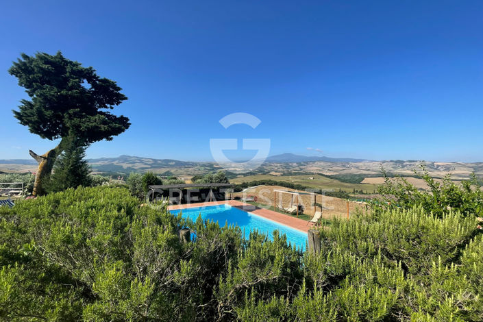 Image No.34-7 Bed Country House for sale