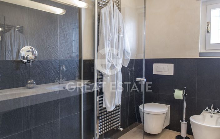 Image No.34-Villa de 6 chambres à vendre à Arezzo