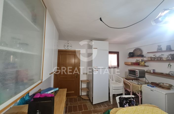 Image No.15-2 Bed Property for sale