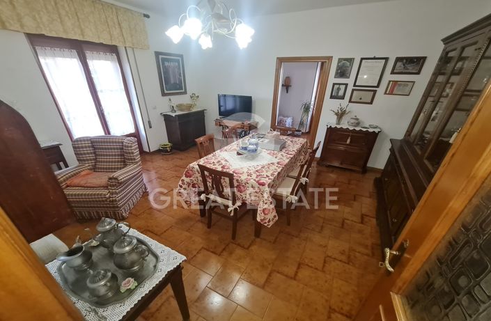 Image No.2-2 Bed Property for sale