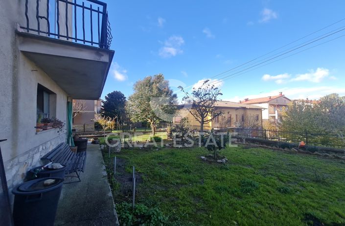 Image No.20-2 Bed Property for sale