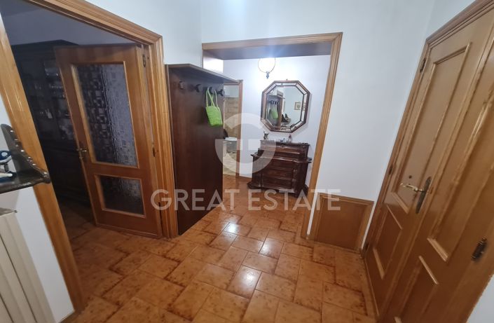 Image No.6-2 Bed Property for sale