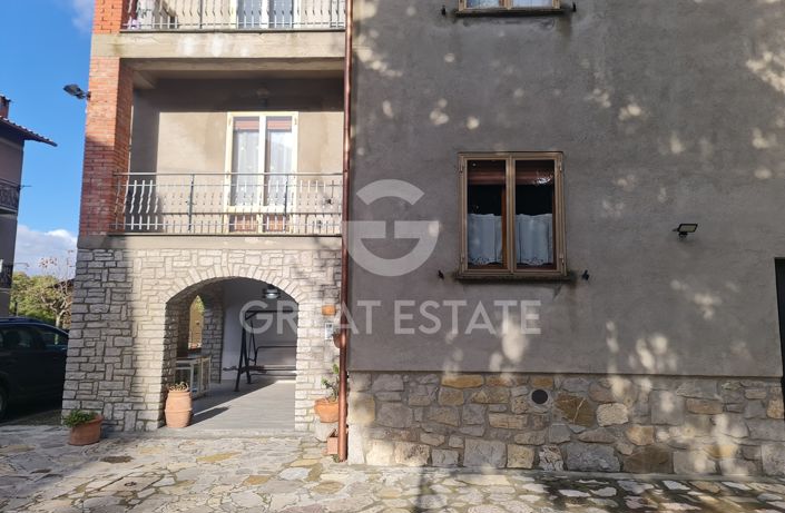 Image No.7-2 Bed Property for sale