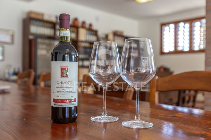 Image No.16-2 Bed Country House for sale