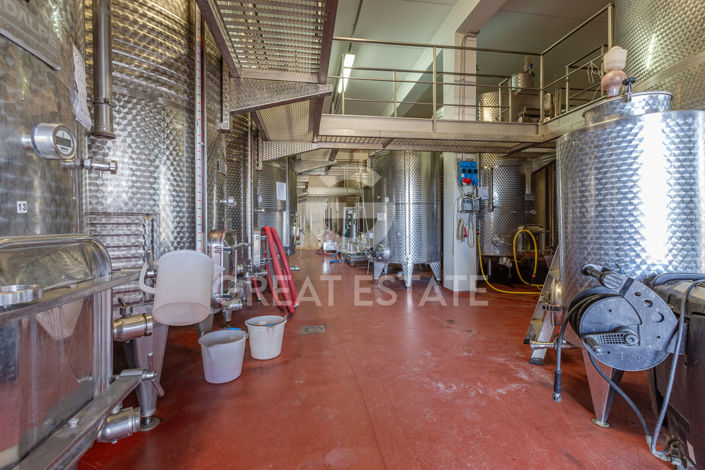 Image No.20-2 Bed Country House for sale