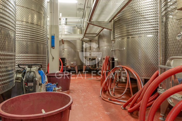 Image No.21-2 Bed Country House for sale