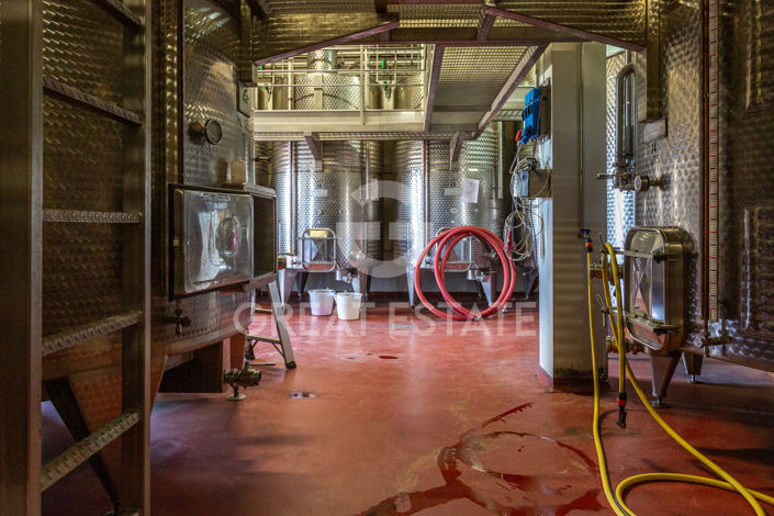 Image No.22-2 Bed Country House for sale