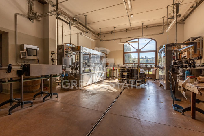 Image No.25-2 Bed Country House for sale