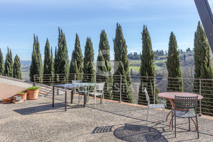 Image No.8-2 Bed Country House for sale