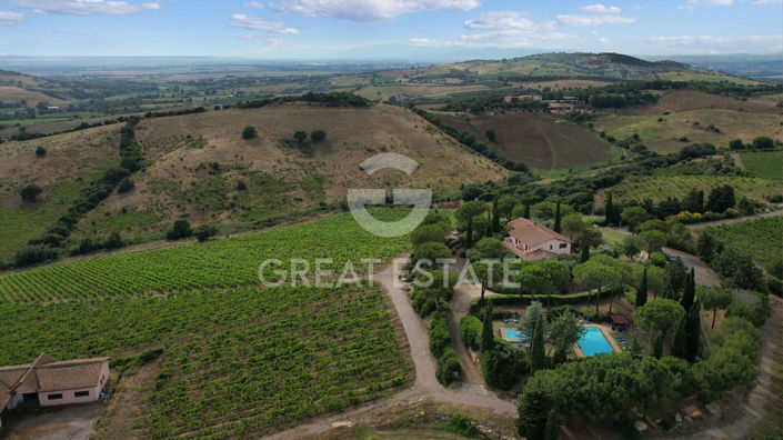 Image No.10-Maison de campagne de 6 chambres à vendre à Grosseto