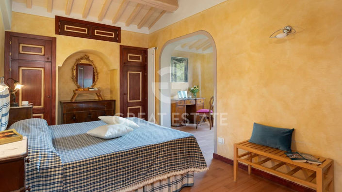 Image No.23-Maison de campagne de 6 chambres à vendre à Grosseto