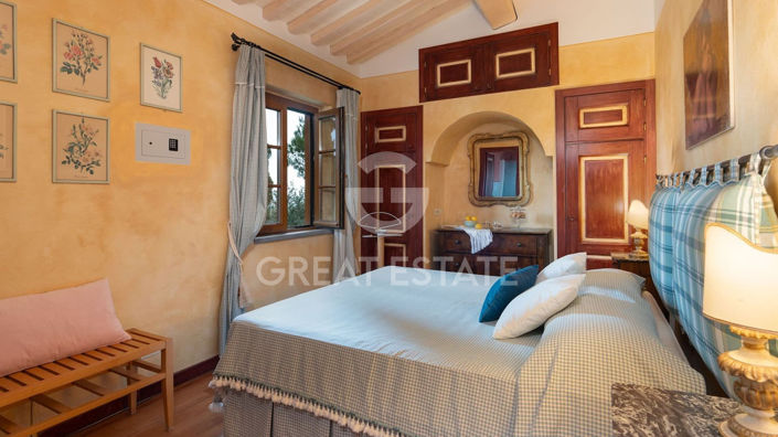 Image No.27-Maison de campagne de 6 chambres à vendre à Grosseto