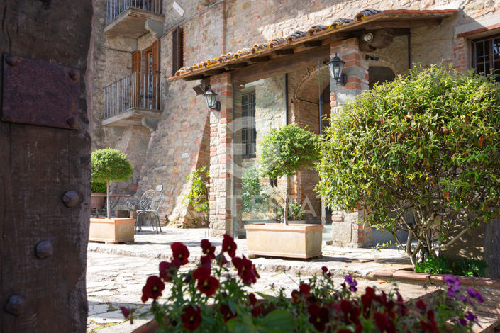 Image No.17-Maison de campagne de 28 chambres à vendre à Pérouse