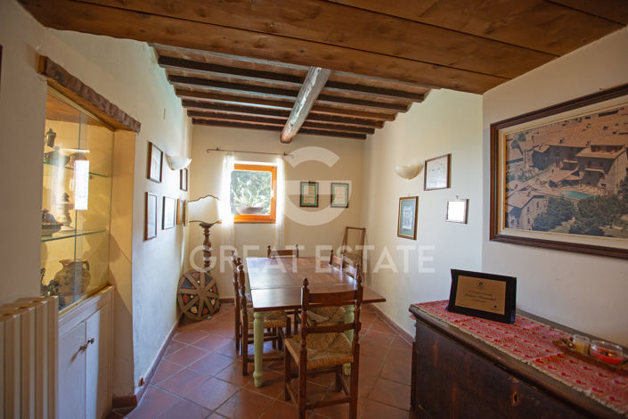 Image No.21-Maison de campagne de 28 chambres à vendre à Pérouse