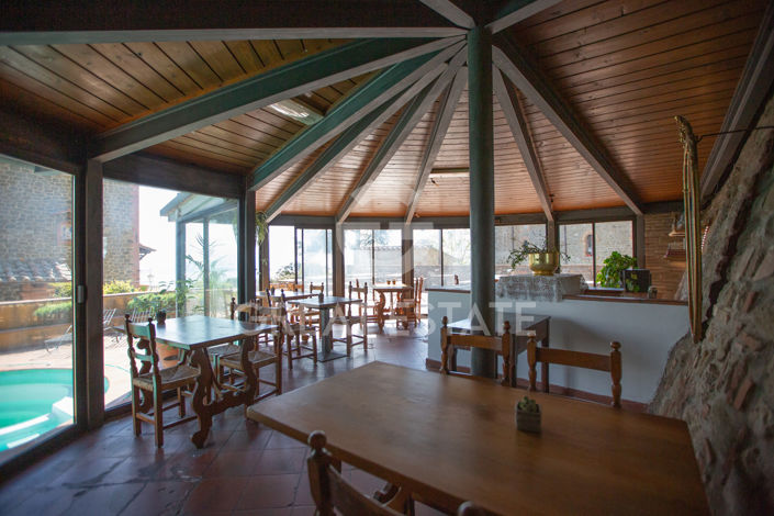 Image No.23-Maison de campagne de 28 chambres à vendre à Pérouse