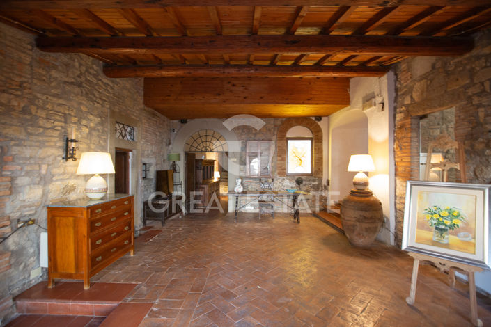 Image No.25-Maison de campagne de 28 chambres à vendre à Pérouse