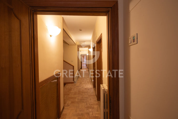 Image No.37-Maison de campagne de 28 chambres à vendre à Pérouse