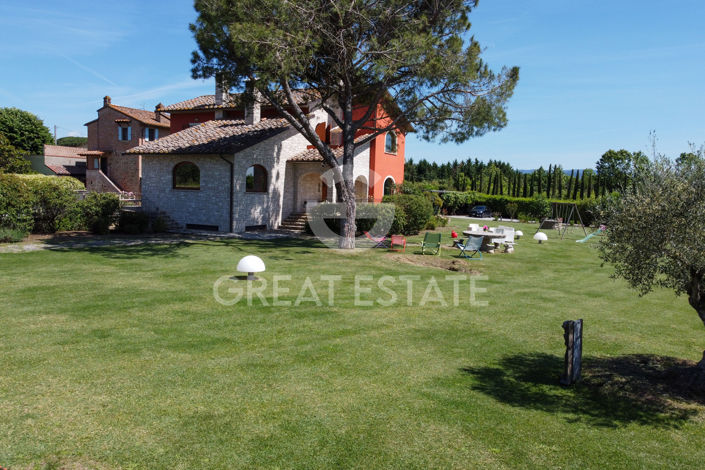 Image No.17-Maison de campagne de 4 chambres à vendre à Castiglione del Lago