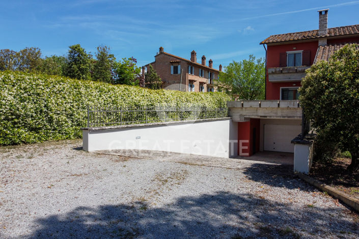 Image No.24-Maison de campagne de 4 chambres à vendre à Castiglione del Lago