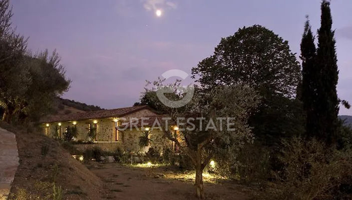 Image No.19-Maison de campagne de 16 chambres à vendre à Pérouse