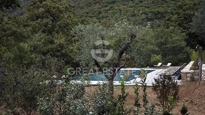 Image No.29-Maison de campagne de 16 chambres à vendre à Pérouse