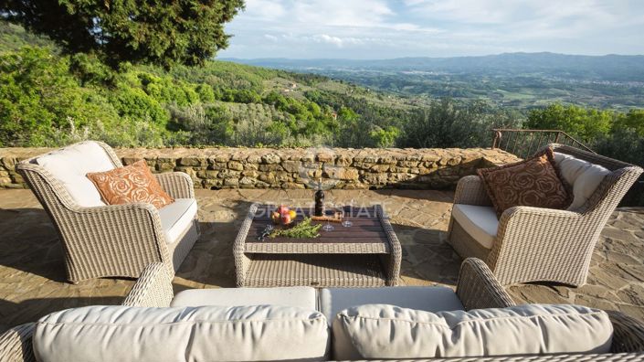 Image No.14-4 Bed Country House for sale