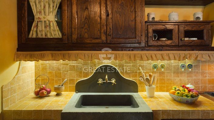 Image No.34-4 Bed Country House for sale