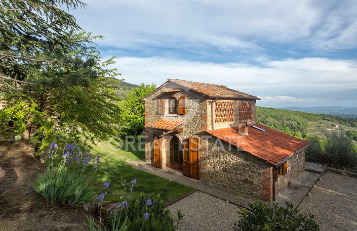 Image No.9-4 Bed Country House for sale