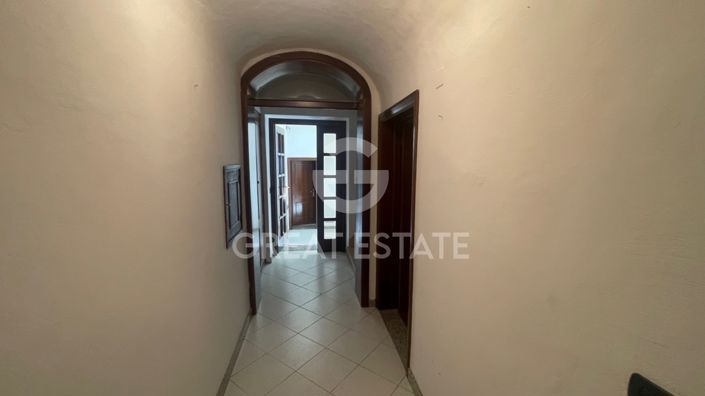Image No.6-4 Bed Property for sale