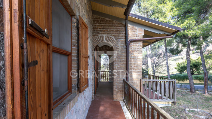 Image No.12-Maison de campagne de 5 chambres à vendre à Pérouse