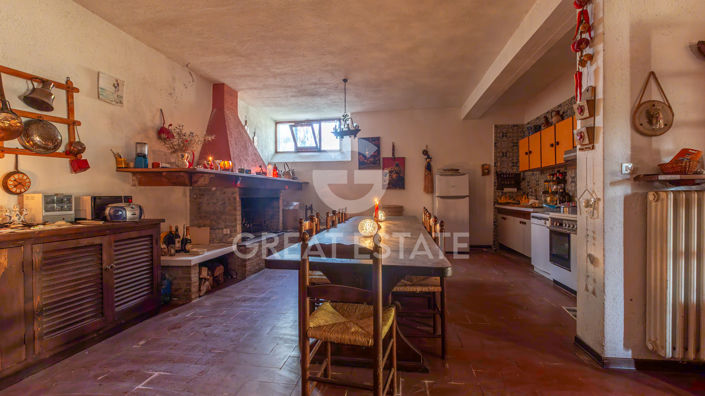 Image No.19-Maison de campagne de 5 chambres à vendre à Pérouse