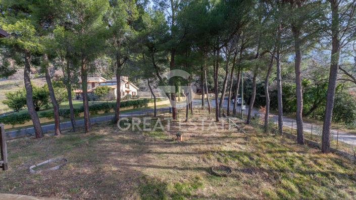 Image No.30-Maison de campagne de 5 chambres à vendre à Pérouse