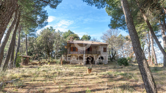 Image No.9-Maison de campagne de 5 chambres à vendre à Pérouse