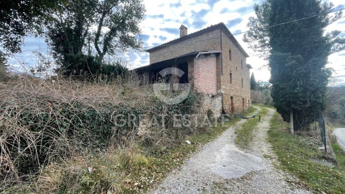 Image No.10-4 Bed Country House for sale