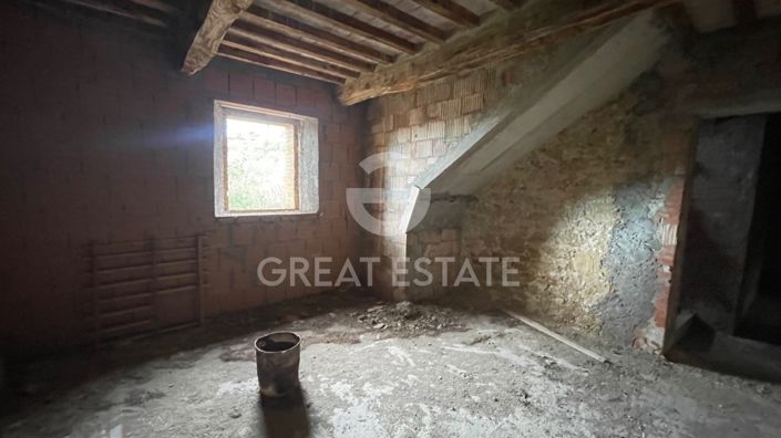 Image No.13-4 Bed Country House for sale